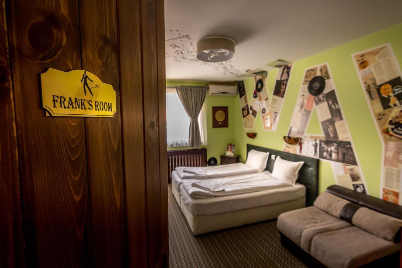 Tihiat Kut Complex Hotel Kyustendil Luaran gambar
