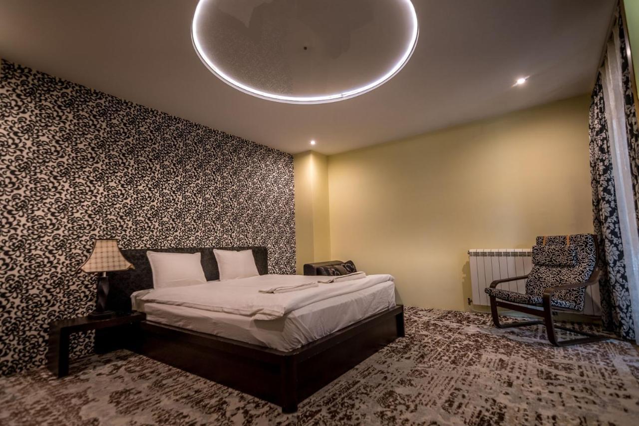 Tihiat Kut Complex Hotel Kyustendil Luaran gambar