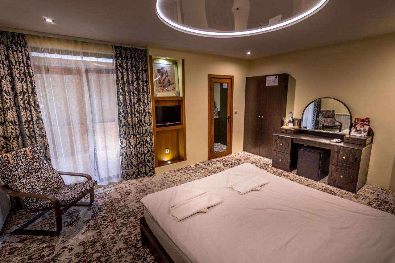 Tihiat Kut Complex Hotel Kyustendil Luaran gambar