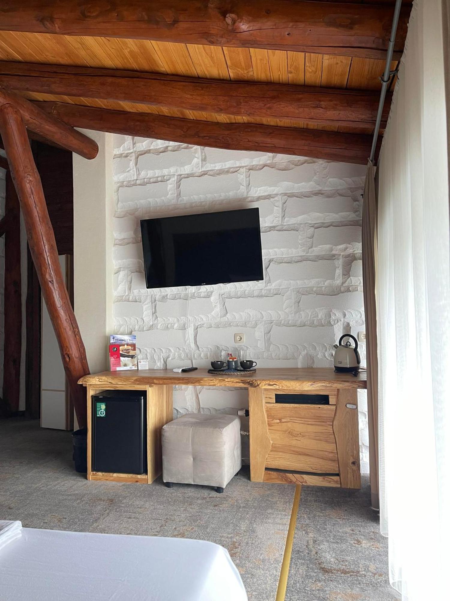 Tihiat Kut Complex Hotel Kyustendil Luaran gambar